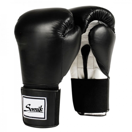 BOXING GLOVES OF LEATHER